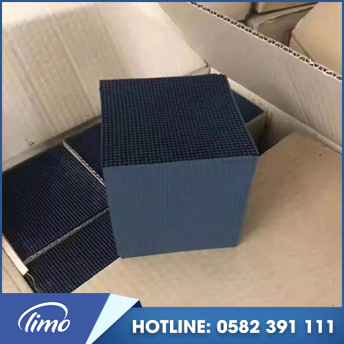 Than hoạt tính tổ ong kích thước lớn